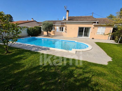Luxury home in Lège-Cap-Ferret, Gironde