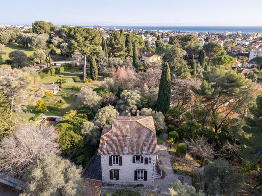 Вилла, Cagnes-sur-Mer, Alpes-Maritimes