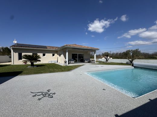 Luxury home in Montboucher-sur-Jabron, Drôme