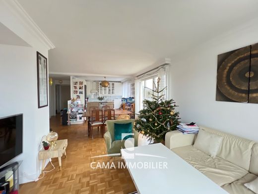 ﺷﻘﺔ ﻓﻲ Versailles, Yvelines