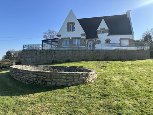 Villa a Baud, Morbihan