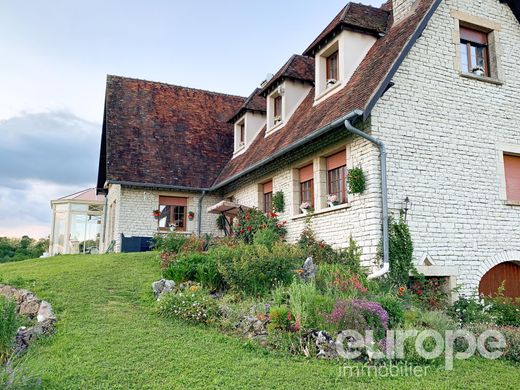 Casa de lujo en Avallon, Yonne