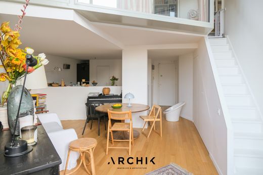 Appartamento a Buttes-Chaumont, Villette, Bas Belleville, Parigi