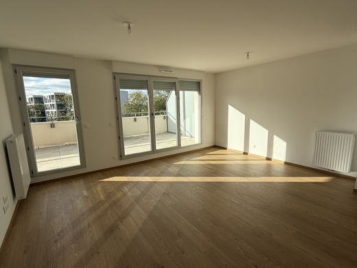 Appartement in Villenave-d'Ornon, Gironde