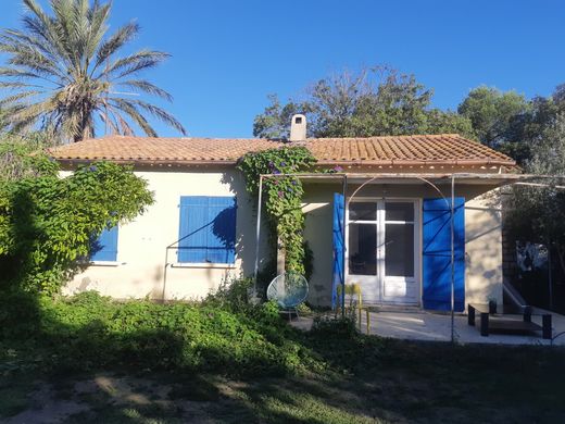 Villa in Hyères, Var