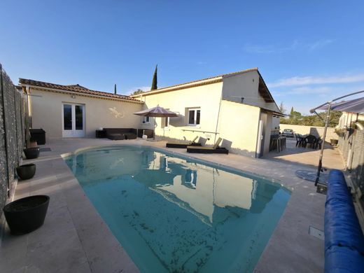 Luxe woning in Cabrières-d'Avignon, Vaucluse