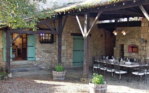 Casa di lusso a Flaujagues, Gironda