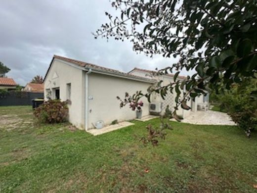 豪宅  Créon, Gironde