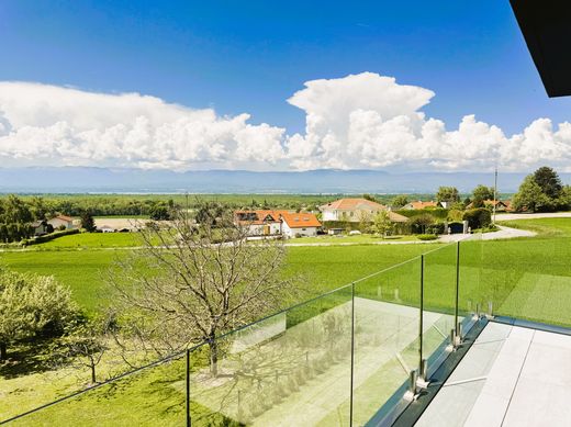 Luxe woning in Loisin, Haute-Savoie