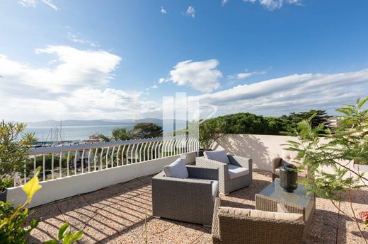 Apartment in Saint-Raphaël, Var