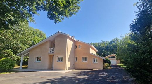 Luxus-Haus in Le Teich, Gironde