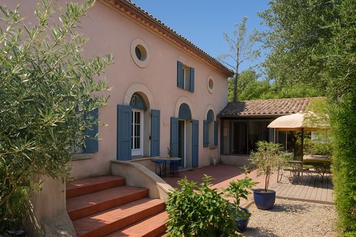 ﻓﻴﻼ ﻓﻲ Ollioules, Var