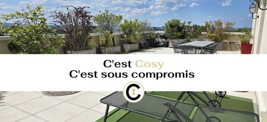 Apartment in Reims, Marne
