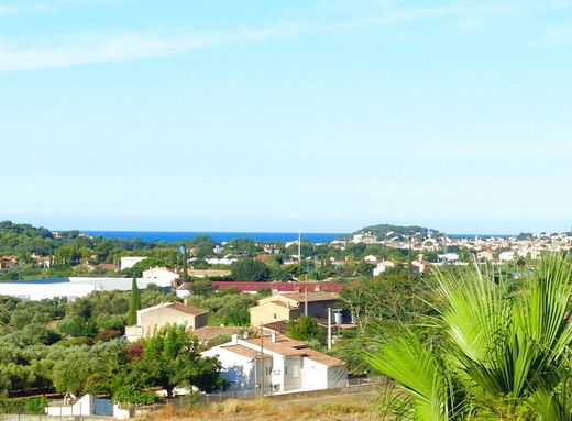 ‏בתי יוקרה ב  Ollioules, Var