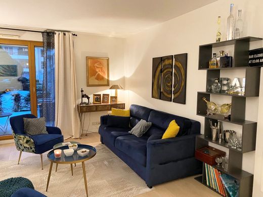 Apartment in Levallois-Perret, Hauts-de-Seine