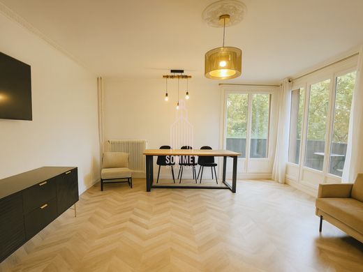 ﺷﻘﺔ ﻓﻲ Saint-Maurice, Val-de-Marne