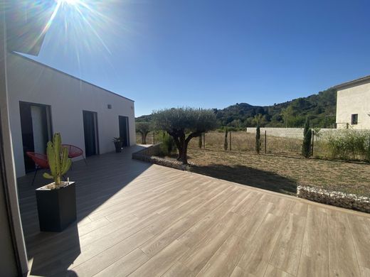 Maison de luxe à Tavel, Gard