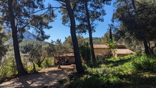 Luxe woning in Le Revest-les-Eaux, Var