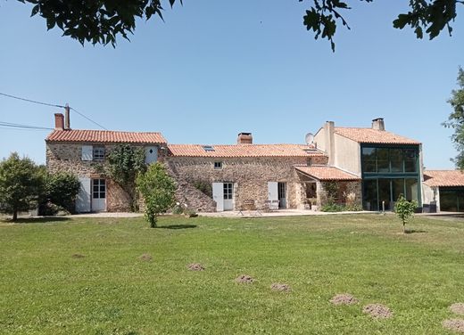 Πολυτελή κατοικία σε Venansault, Vendée