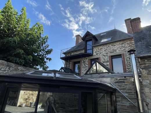 Luxe woning in Lannion, Côtes-d'Armor