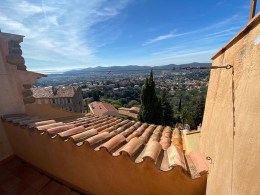 Luxe woning in Bormes-les-Mimosas, Var