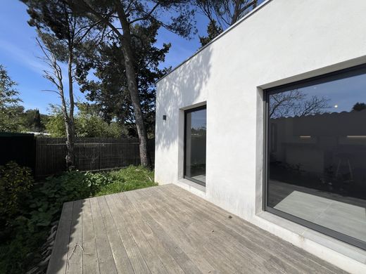 Элитный дом, Castelnau-le-Lez, Hérault