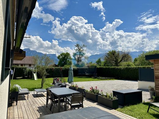 Lüks ev Arenthon, Haute-Savoie