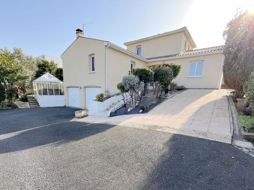 Luxus-Haus in Vaux-sur-Mer, Charente-Maritime