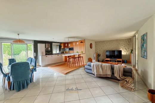 Luxury home in Ballan-Miré, Indre and Loire