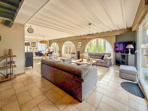 Luxe woning in Templeuve-en-Pévèle, North