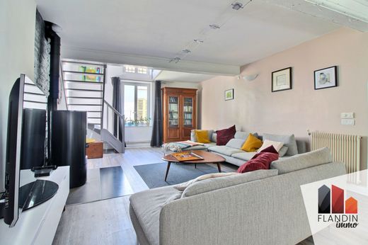 Luxury home in Vernaison, Rhône