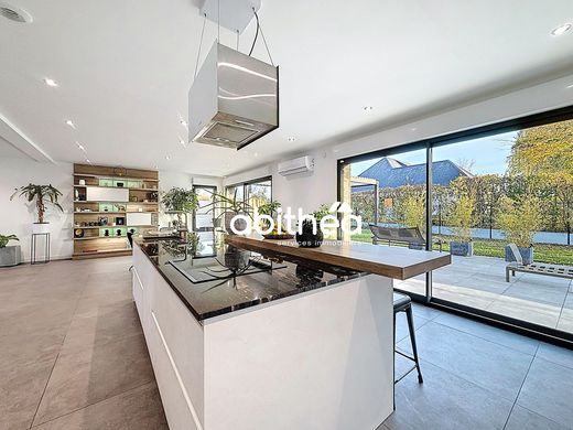 Luxe woning in Dainville, Pas-de-Calais