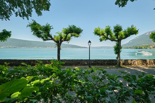 Luxury home in Menthon-Saint-Bernard, Haute-Savoie