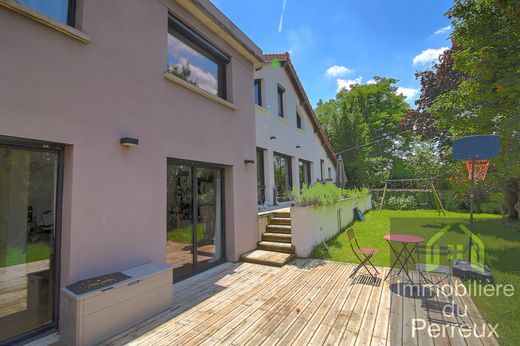 Casa di lusso a Neuilly-Plaisance, Seine-Saint-Denis