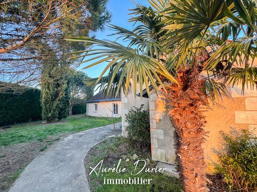 Luxury home in Ballan-Miré, Indre and Loire