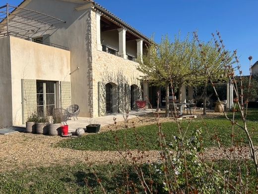 Luxury home in Uzès, Gard