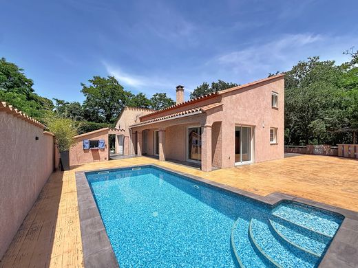 Casa di lusso a la Roca d'Albera, Pirenei Orientali