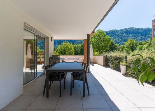 Apartment in Annecy, Haute-Savoie