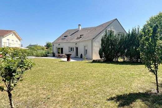 Luxus-Haus in Bezannes, Marne