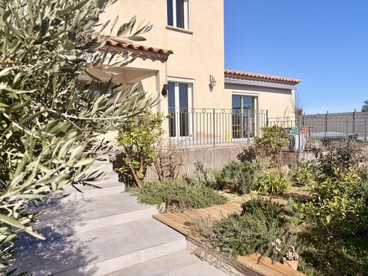 Villa in Vergèze, Gard