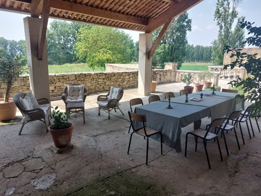 ‏בתי יוקרה ב  Bourdelles, Gironde