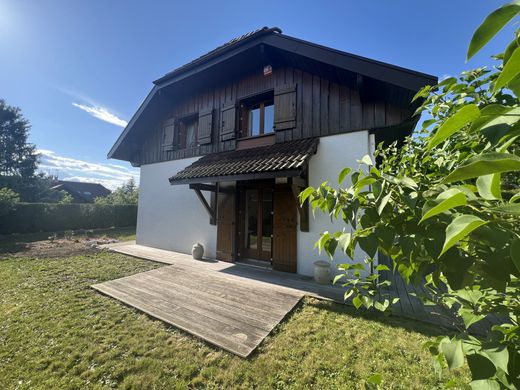 Πολυτελή κατοικία σε Annecy-le-Vieux, Haute-Savoie