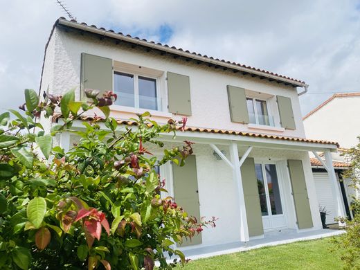 Casa de lujo en Vaux-sur-Mer, Charenta Marítima