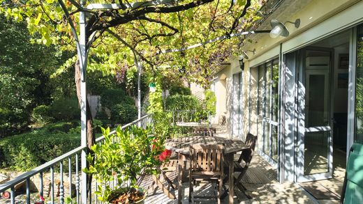 Luxury home in Nîmes, Gard