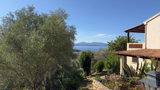 Luxury home in Cargèse, South Corsica