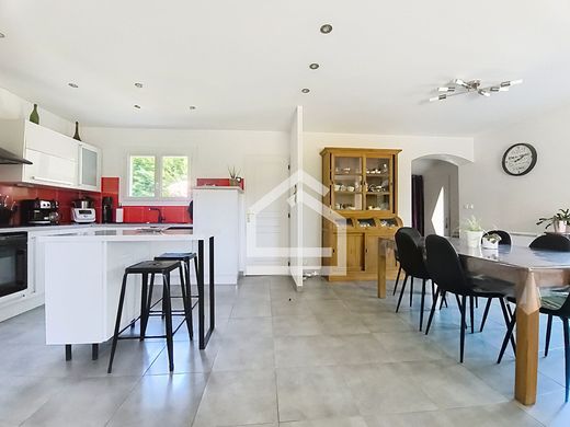 Luxury home in Pessac, Gironde