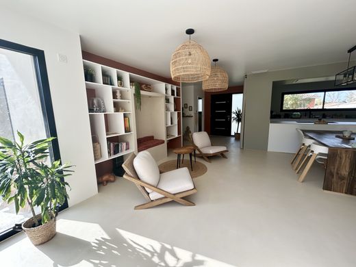 Luxury home in Lavaur, Tarn