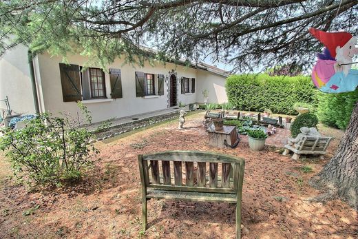 Luksusowy dom w Ville-la-Grand, Haute-Savoie