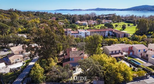 Land in Grimaud, Var