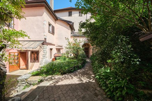 Apartment in Annecy, Haute-Savoie